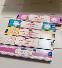 향이 다 다른데 향 피우면 비슷하게 느껴져용ㅋ
