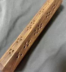 향은 참 좋네여 원래 좋아하는 향이라. 근데 역시 연기가 많이
