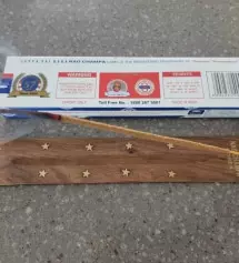 향을 피우지 않고 옷장 안에 넣어두니 좋아요
