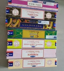 향이 찐하지도않고 딱좋네요
