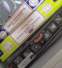 왜여러개 사놓는지알걱같아요 금방쓰게생격어요
