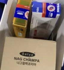 우연히 가게에서 향 맡아보고 제꺼도 구매하고 선물용으로도 구매했는데 너무 만족해요