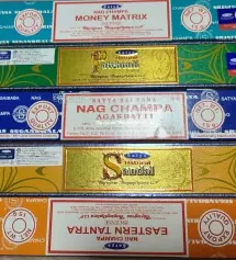 향을 피울 때는 창문을 열고 사용하세요
