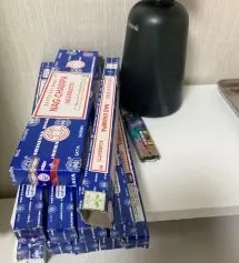 매번쓰는데 싸게 잘삿습니다 다만 장마라 배송이 늦어서 좀 기다렷어요 ㅠ
