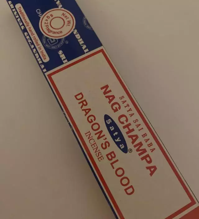 기본 향보다 좀 더 달콤한 느낌이에요
