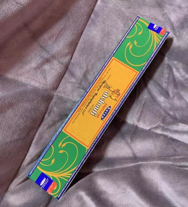 향 좋아요 방에 피워두면 분위기있고 추천합니당!!
