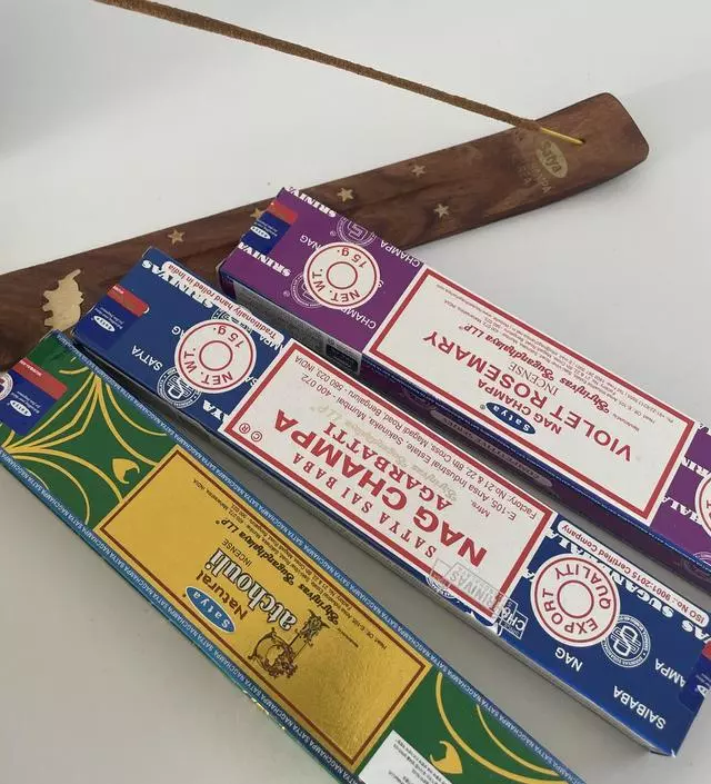 향이 진하고 좋아요 오래가네요
