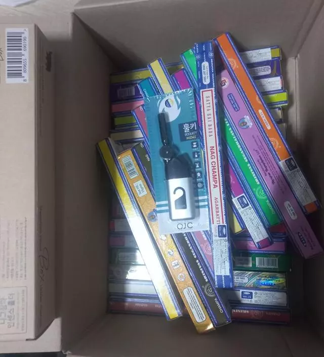 향이 오래가고 좋아요. 한개씩 구매는 했는데 나중에 취향껏 재구매하면될거같아요
