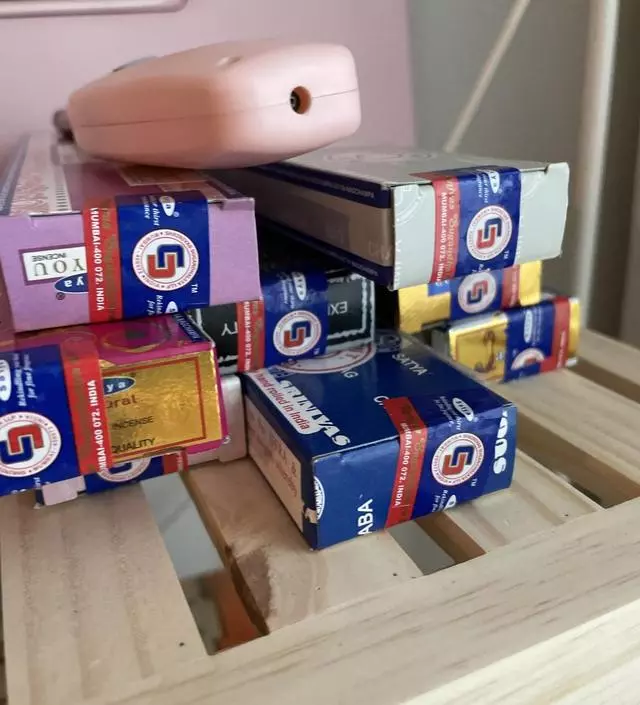 향이 진하고 오래가네요
