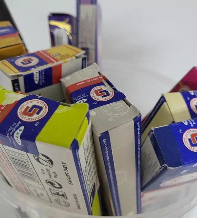 기분전환으로 하나씩 피우네요
