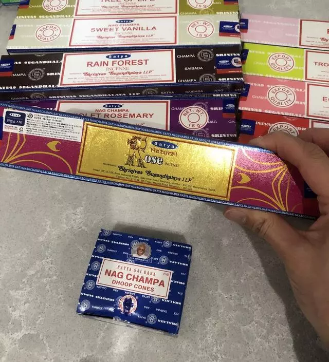 은은한 장미향이 더없이 좋으네요 많이파세요
