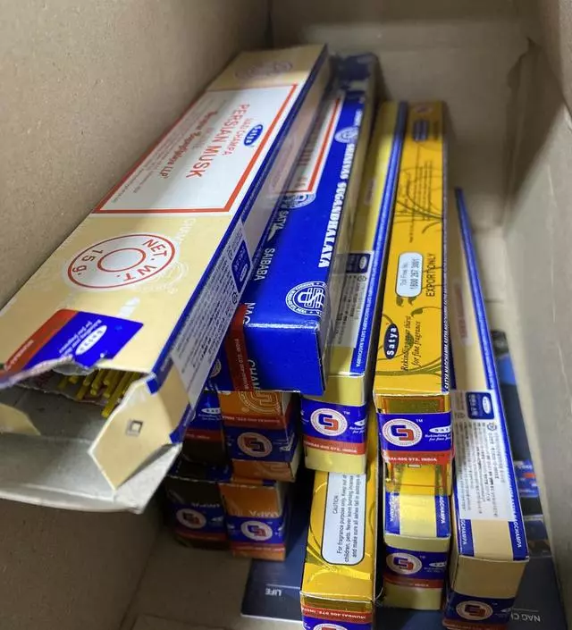 매번 구매하는제품인데 이번엔 더 많이 주문해서 신발장에 두었더니 현관입구가 향기롭