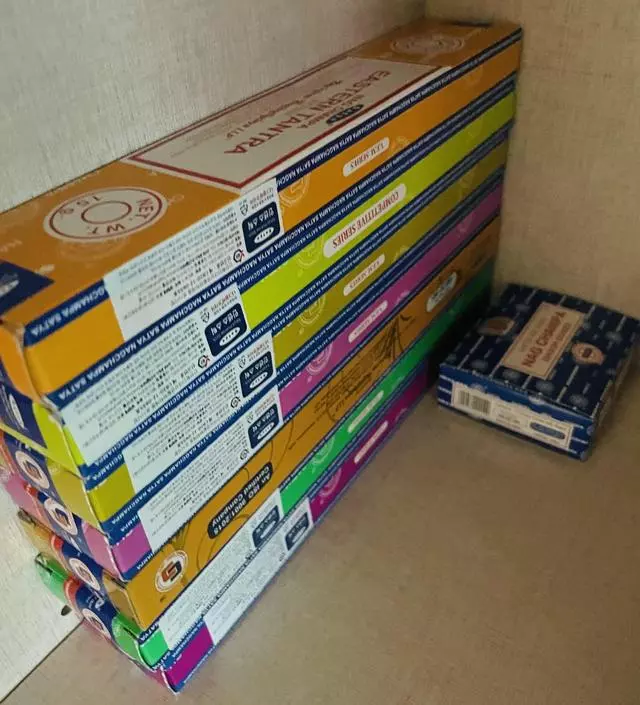 인센스 항상 음식하고 나서 이용하고 향이 맡고 싶을 때 켜요
