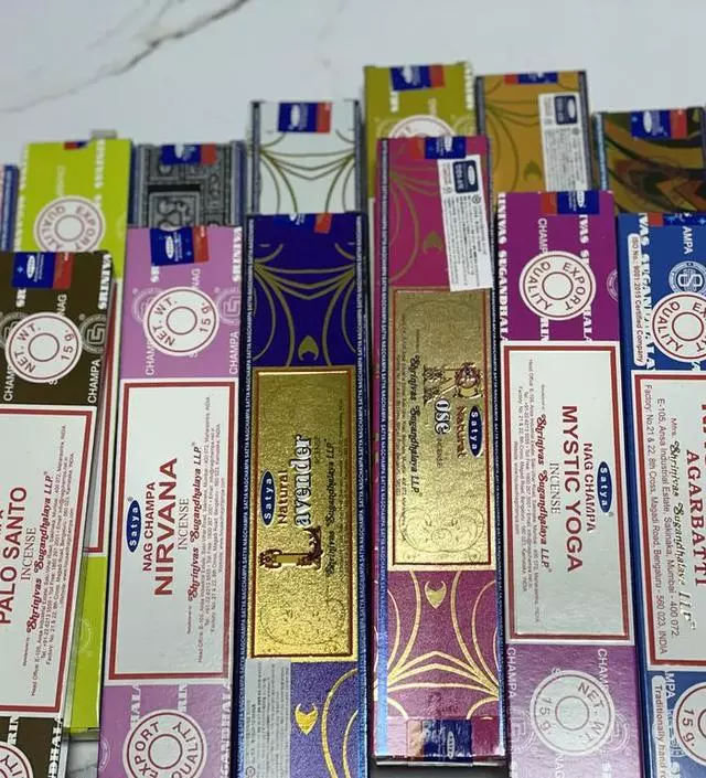 중독되는 향입니다 마음이편안해지는 느낌?
