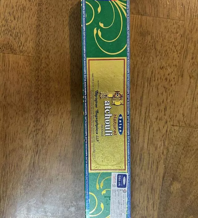 향이 좋네요~ 냄새나는 요리했을 때 냄새 지우기 용으로도 좋아요
