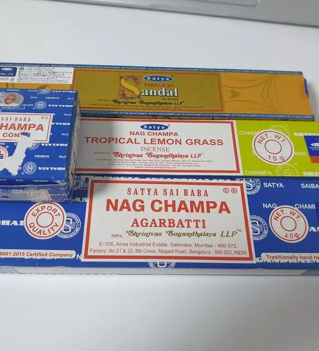 향이 넘 마음에 들어요 ㅎㅎ 집에서 매일 켜놓고 있습니다
