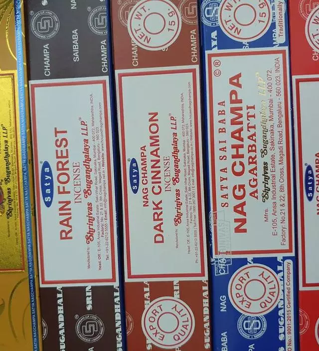 은은한 향기가 역시나 나그참파네요!!
