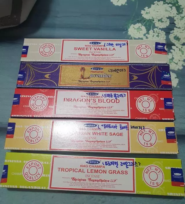 처음입문한거라 인기있는 향으로 골라봤어요~
