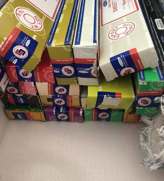 달달향이 좀 나는거 같아요 많이파세료
