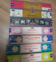 향도 저는 나름대로 만족합니다 처음 피울때 향냄새가 나다가 나중에 은은하게 자스민향