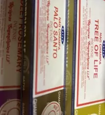 음식 냄새 없앨땐 인센스스틱이 젤 좋아요
