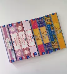 이번에는 처음 쓰는 향만 골라봤어요~! 두가지 먼저 써봤는데 너무 마음에 드네요~!겨울