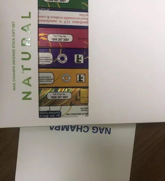 배송이 빠르고 선물 포장이 잘되어서 좋습니다 감사합니다
