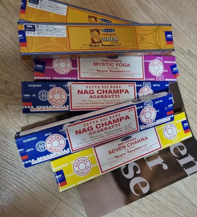 배송 빠르고 향으로 힐링되고 좋아요 지난번보다 향 종류를 다양하게 주문해 봣어요 비