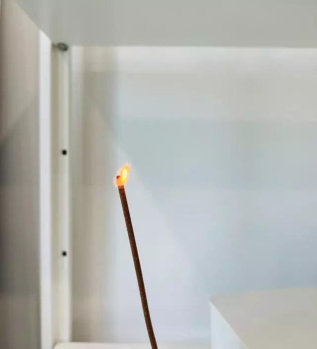 잘 받았습니다 몽환적 입니다
