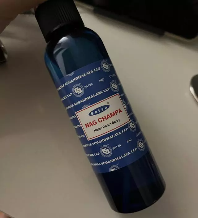 인센스랑 스프레이 같이 구매했어요
