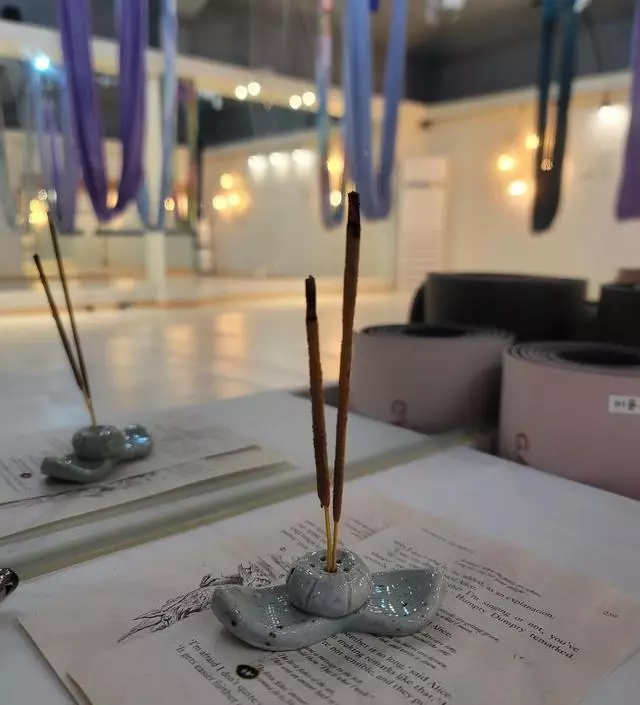 향을 피우지 않아도 박스 그대로도 향이 나요
