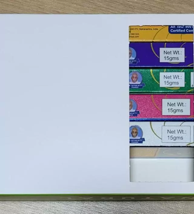 처음 받았을때보다 패키지에서 나는 향이 줄어들었는데 완전 밀봉보관 했어야 됐나요? 