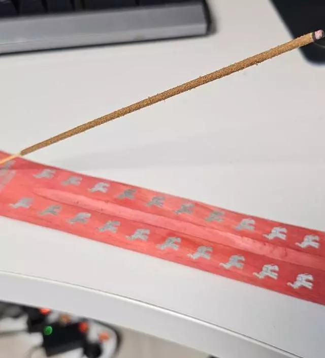 이거 궁금하다고 볼 때마다 집착하길래 하나 사줬는데 좋아하네용^_^
