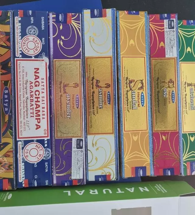 여러가지향을 저렴하게 살수있어서 너무조아용~배송정말빠름 ㅋ
