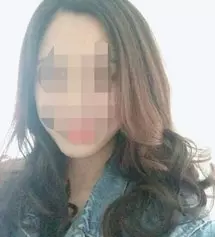 다른 머리에 비해 길이가 미디움이라 좀더 상콤하고 러블리한 느낌이 있어요.
