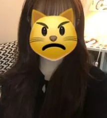 컬도 예쁘고 머리카락 색상과 잘 맞아서 아예 3개 한 번에 주문했어요 ~