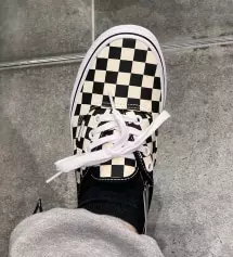 반스 어센틱 제품을 소개해드리겠습니다.
