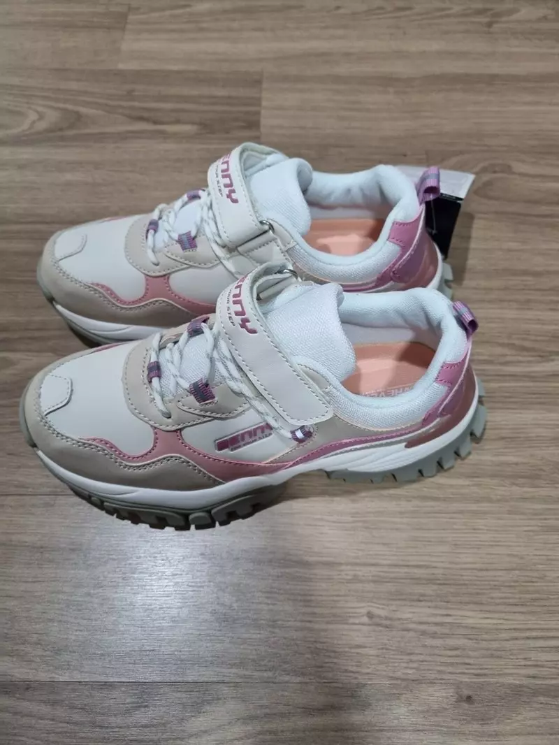 첫째에게 위티를 사주고, 둘째에겐 베니를~
