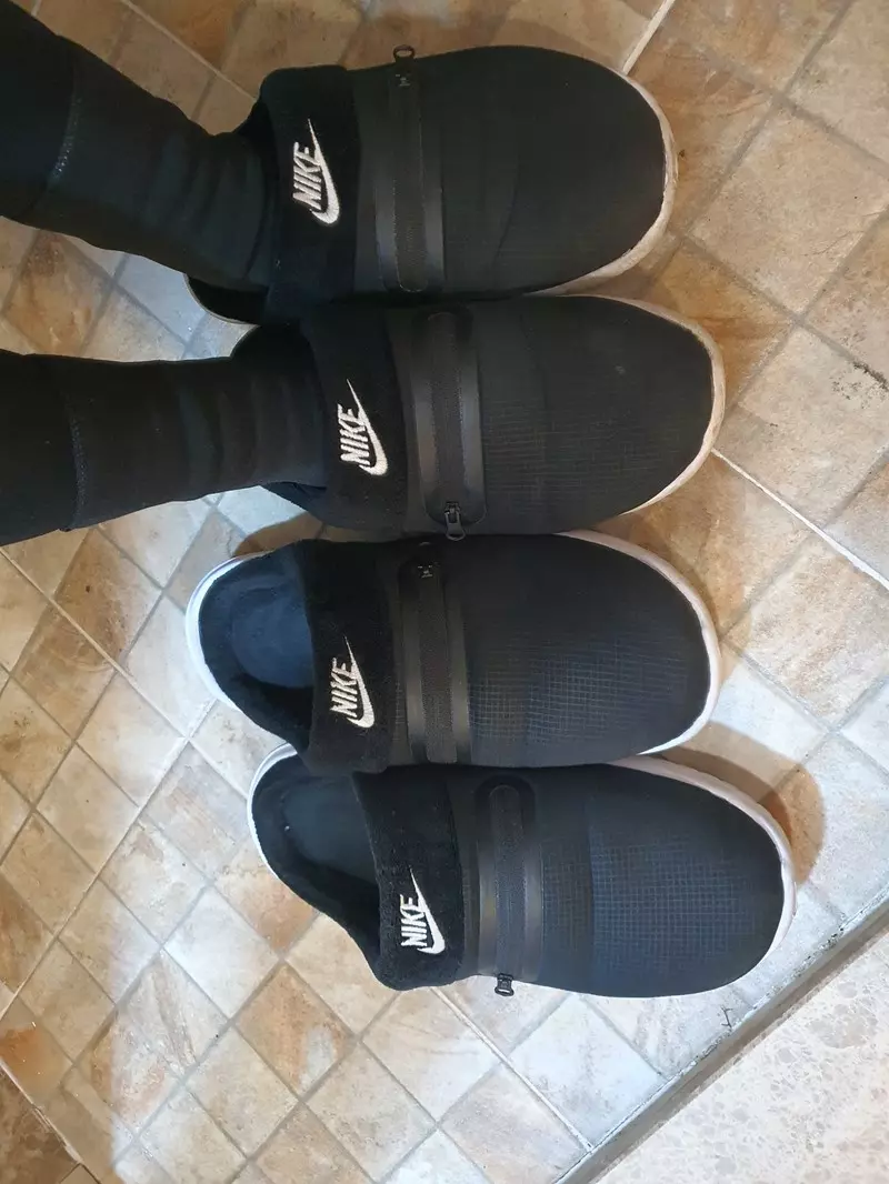 굳 벌써 네켤레구매해서 친구들 생일선물로 나눠주고있어요