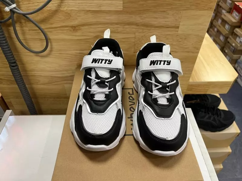 웨버 위티 아동화!
