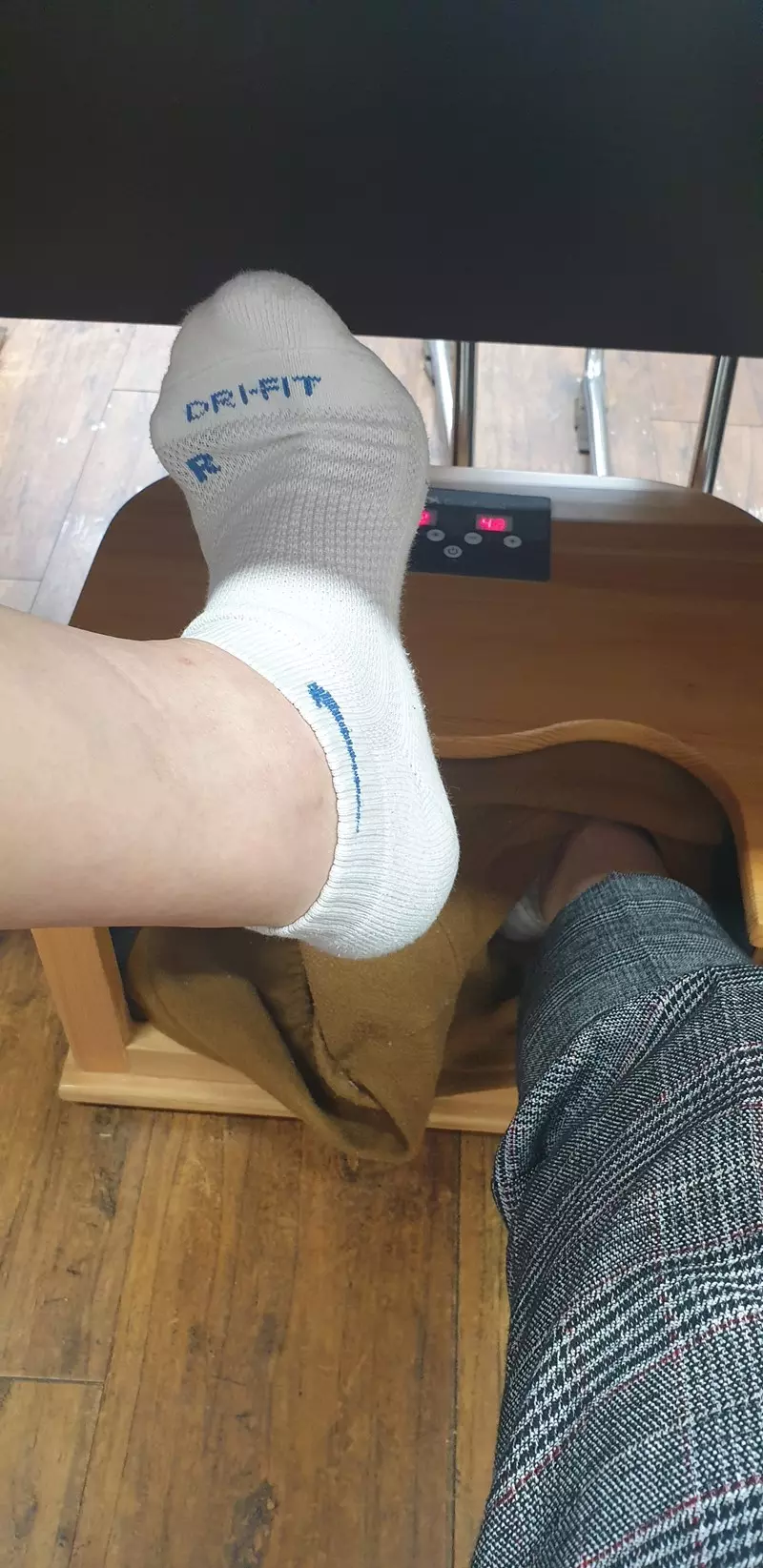딸이 옙쁘닥ㆍ 잘 신고다니네여
