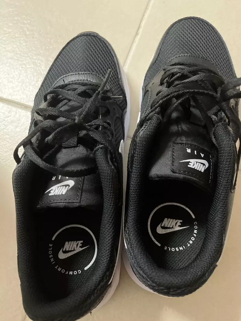 인터넷에서 처음 사보는데 편하고 마음에 들어요