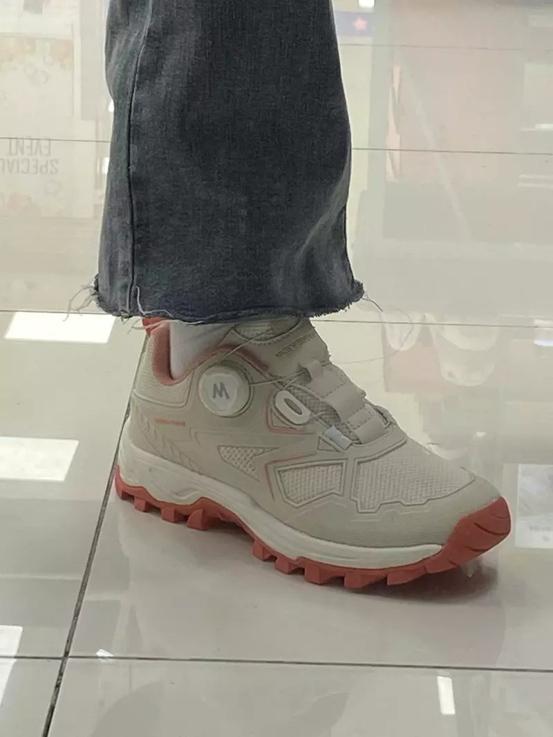 웨버 이지 트렉스입니다.
