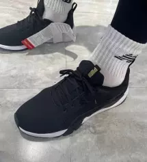 아주 깔끔한 푸마의 러닝화 소개해드릴게요!
