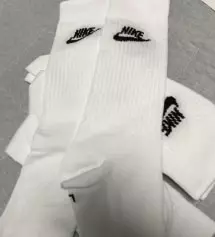 배송 빠르고~ 신발275에  260(L) 구매했는데..
