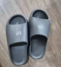 키높이도 되고 꽤 편한 착화감이라 만족합니다
