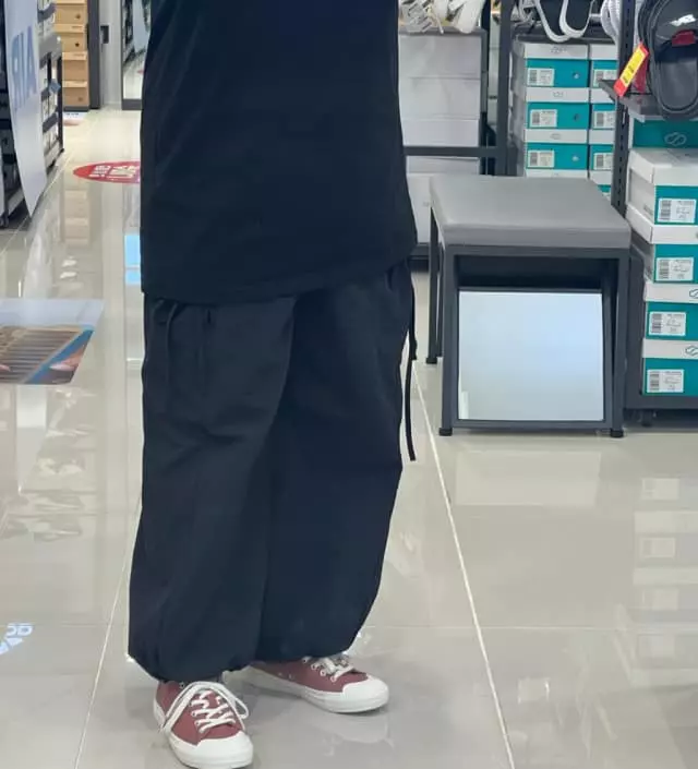 미쯔의 예쓰 발수 코튼 스니커즈 제품을 소개해드리겠습니다!
