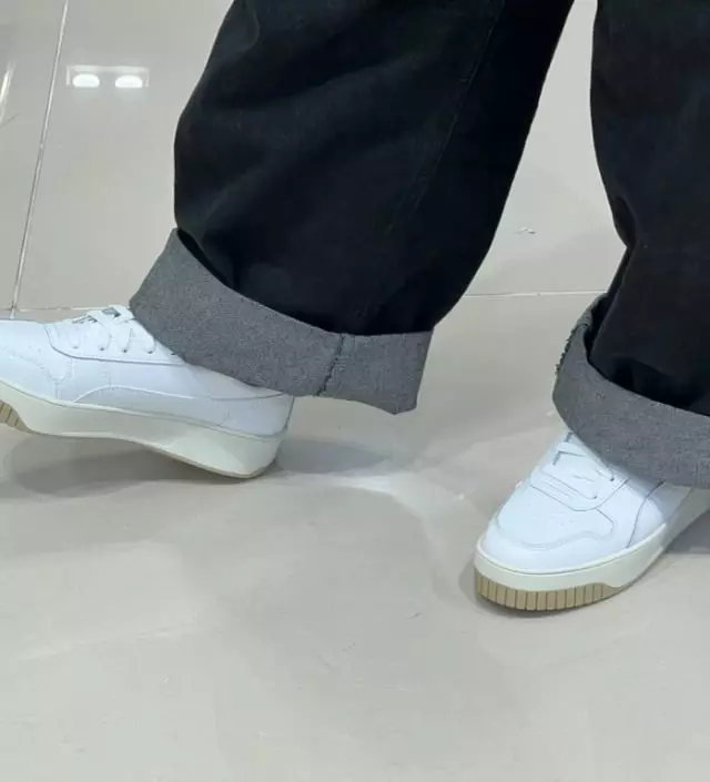 푸마의 카리나 스트릿 제품을 소개해드리겠습니다!!
