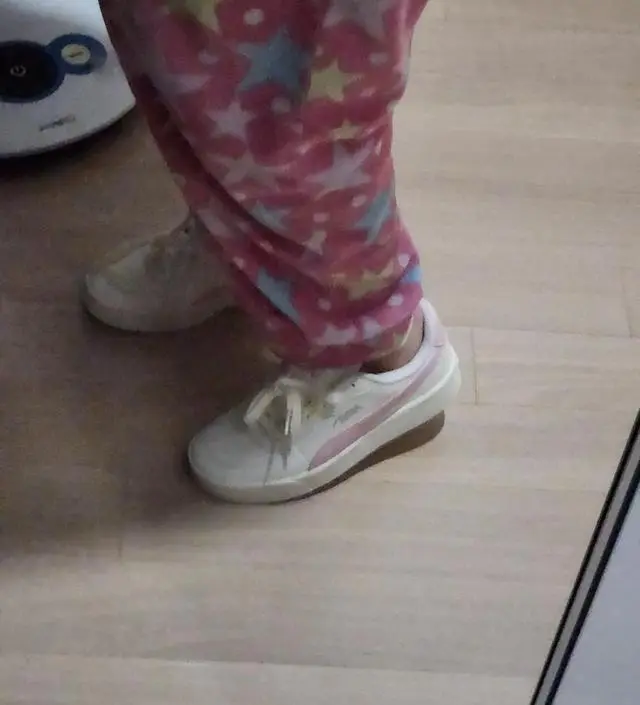 평소에 220 신기는 하는데 만약에 이게 작고 꽉 끼면 어떡하지 걱정했는데 기우였어요 