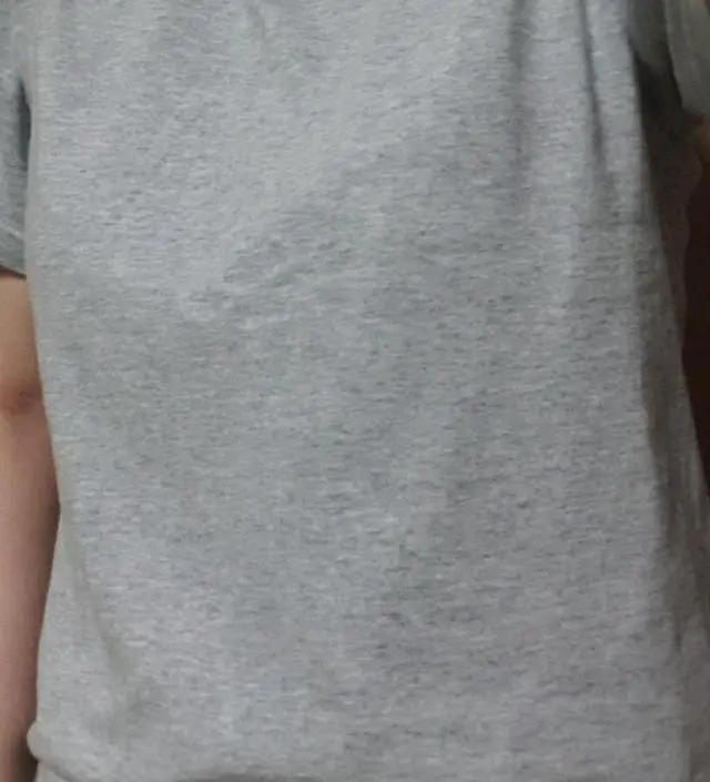 두께도 적당하고 사이즈도 표기된 것 보고 샀는데 정사이즈로 잘 산 것 같아요